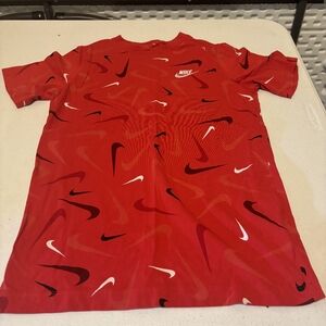 Nike check mark tshirt